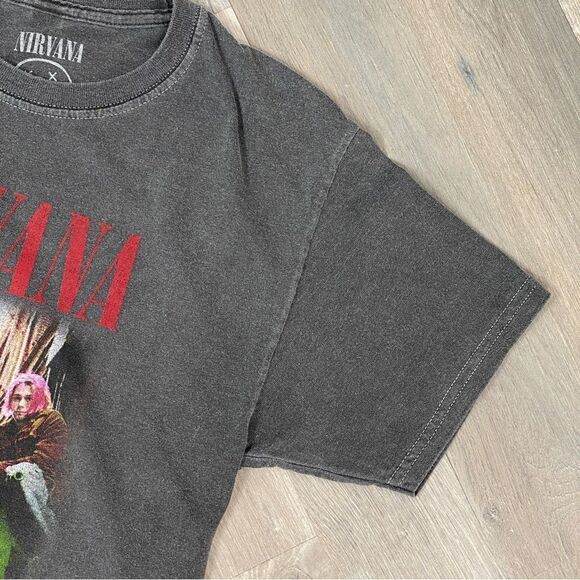 Urban Outfitters Nirvana Nevermind T Shirt Gray Small - Picture 4 of 9